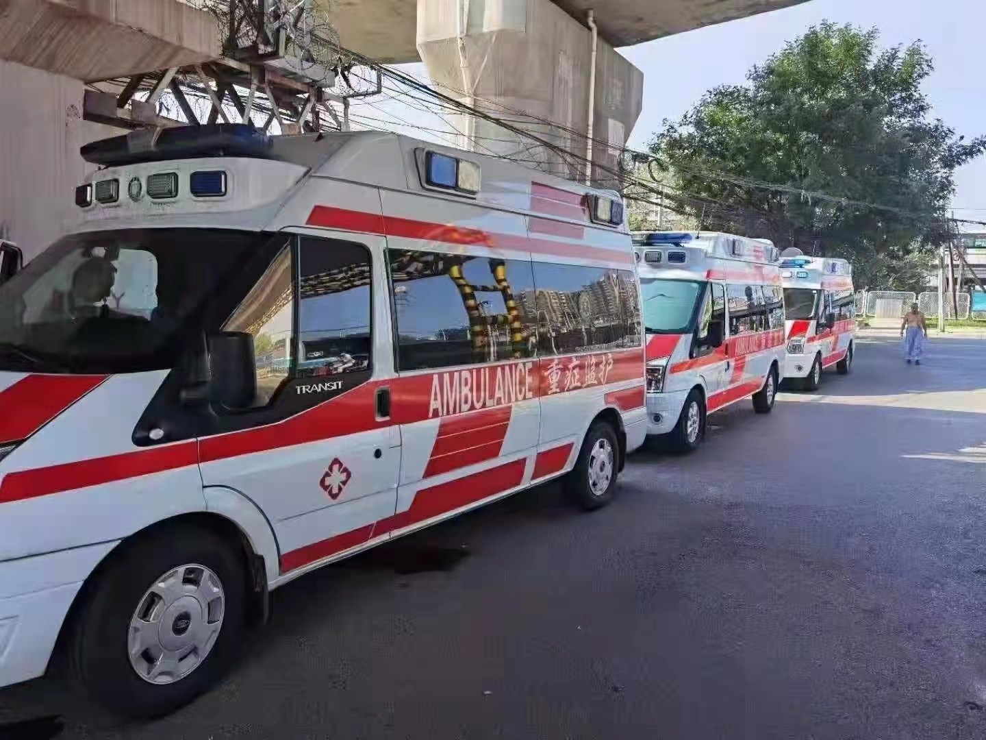 大英县救护车出租